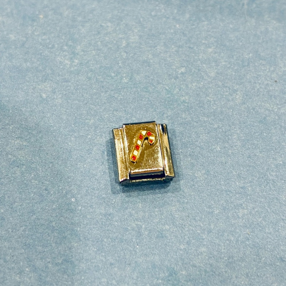 2/$15 - Y2K Candy Cane 9mm Italien Charm